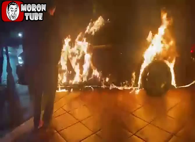 Video :Il s'&eacute;clate &agrave; drifter 